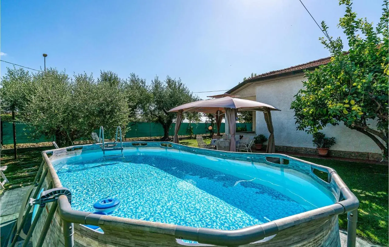 Nice Home In Capezzano Pianore With Kitchen 0*,